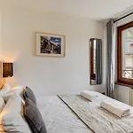 Apartment Winn, Alpes Agency, Central Chamonix, Sleeps 6 *