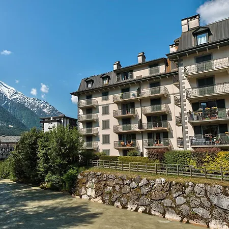Winn, Alpes Travel, Chamonix, Sleeps 6 * シャモニー