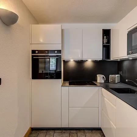 Apartment Winn, Alpes Agency, Chamonix, Sleeps 6 Chamonix