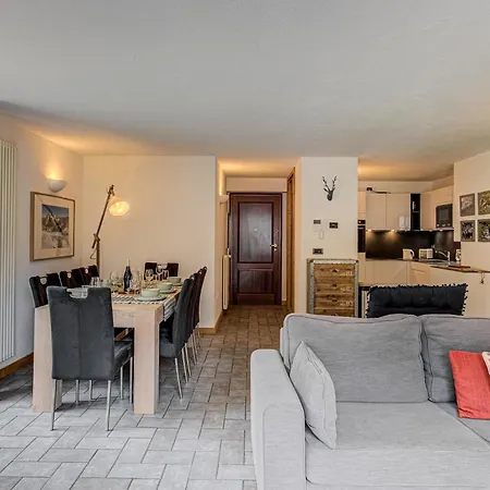 Winn, Alpes Travel, Chamonix, Sleeps 6 * シャモニー