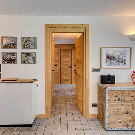 公寓 Winn, Alpes Travel, Chamonix, Sleeps 6 霞慕尼