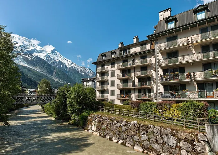 Winn, Alpes Travel, Chamonix, Sleeps 6 *