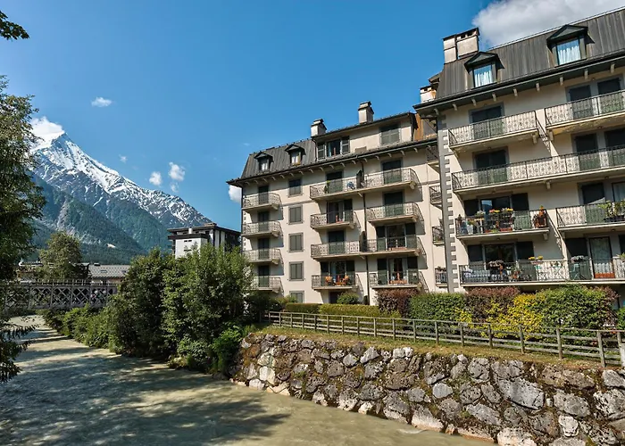 Winn, Alpes Travel, Chamonix, Sleeps 6 * Chamonix