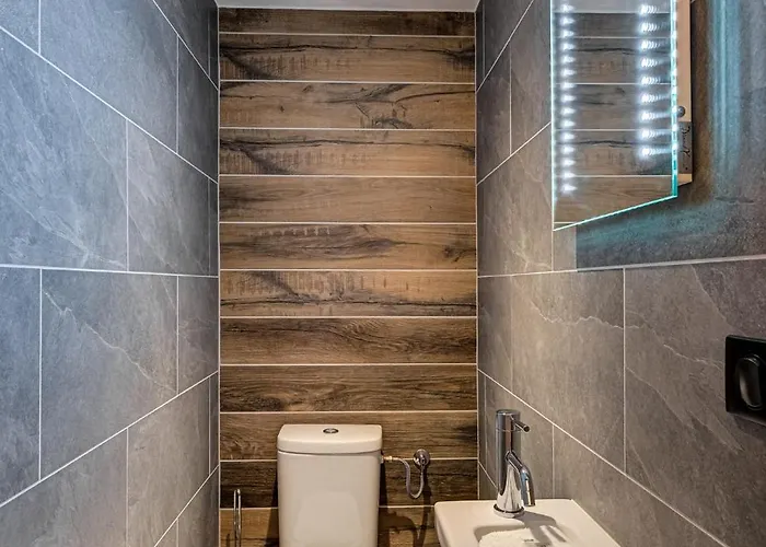 Winn, Alpes Travel, Chamonix, Sleeps 6 Apartament